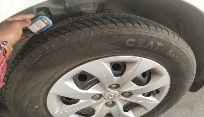 2016 Hyundai Elite i20 SPORTZ 1.4 CRDI, Diesel, Manual, 1,66,658 km, tyre