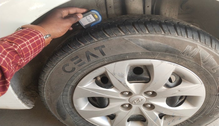 2016 Hyundai Elite i20 SPORTZ 1.4 CRDI, Diesel, Manual, 1,66,658 km, tyre