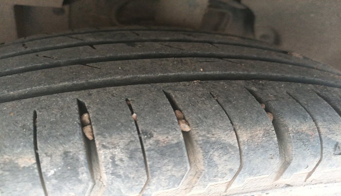 2023 CITROEN C3 FEEL 1.2 DUAL TONE, Petrol, Manual, 39,741 km, tyre