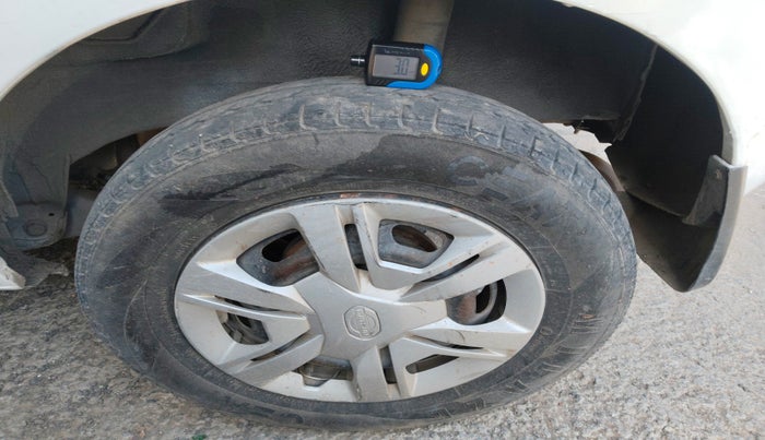 2017 Datsun Redi Go T (O), Petrol, Manual, 55,466 km, tyre