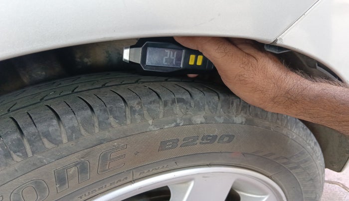 2014 Hyundai Xcent S (O) 1.2, Petrol, Manual, 91,882 km, tyre