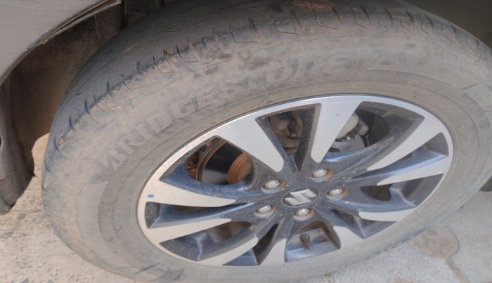 2018 Maruti S Cross ZETA 1.3, Diesel, Manual, 1,39,664 km, tyre