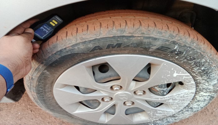 2020 Hyundai Xcent S 1.2, Petrol, Manual, 22,029 km, tyre