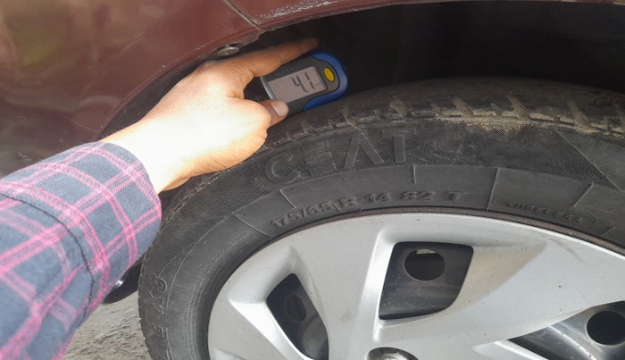 2015 Honda Amaze 1.5L I-DTEC S, Diesel, Manual, 1,77,015 km, tyre