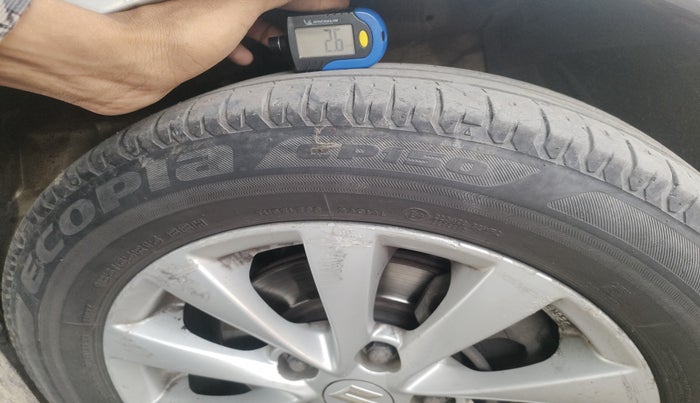 2012 Maruti Ertiga ZXI, Petrol, Manual, 1,17,706 km, tyre