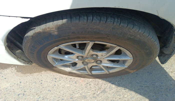 2013 Toyota Etios GD SP, Diesel, Manual, 85,656 km, tyre