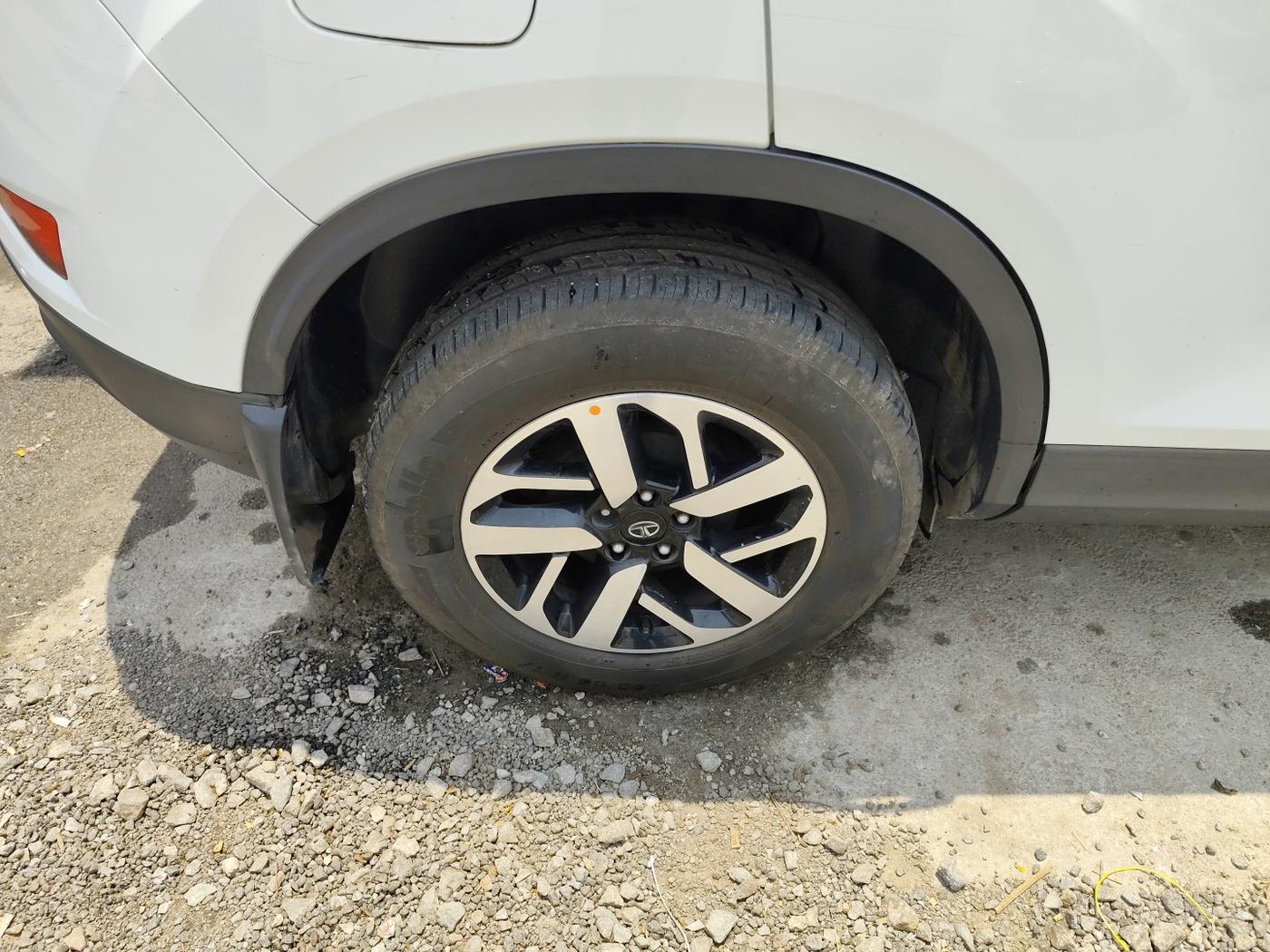 2022 Tata Harrier XZ PLUS 2.0L, Diesel, Manual, 49,618 km, tyre