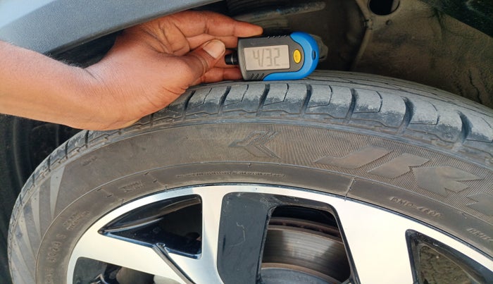 2023 KIA SELTOS 1.5 GTX+ TURBO GDI PETROL DCT, Petrol, Automatic, 33,826 km, tyre