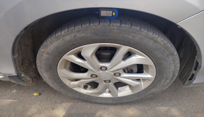 2018 Honda Amaze 1.2L I-VTEC VX, Petrol, Manual, 1,37,638 km, tyre
