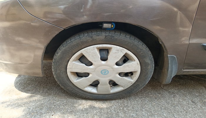 2010 Maruti Zen Estilo VXI, Petrol, Manual, 54,591 km, tyre