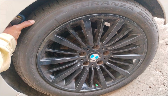 2018 BMW 3 Series  GT 320d Luxury Line, Diesel, Automatic, 65,126 km, tyre