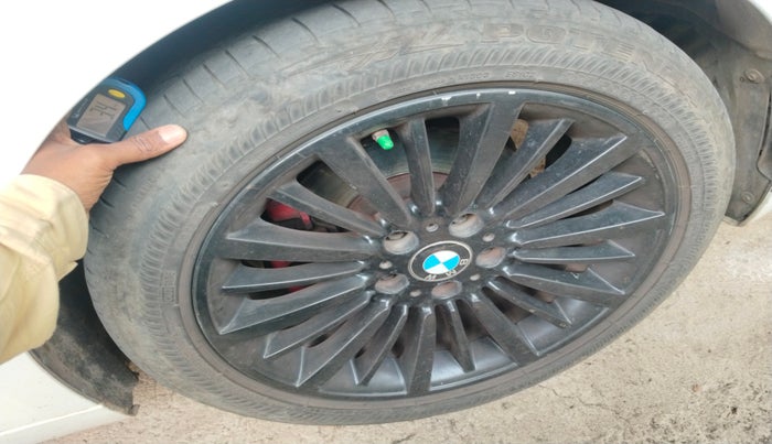 2018 BMW 3 Series  GT 320d Luxury Line, Diesel, Automatic, 65,126 km, tyre