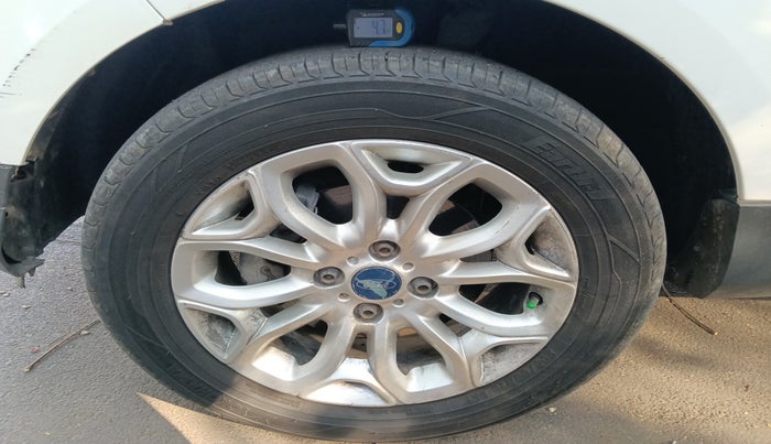 2017 Ford Ecosport TITANIUM 1.5L DIESEL, Diesel, Manual, 1,18,200 km, tyre