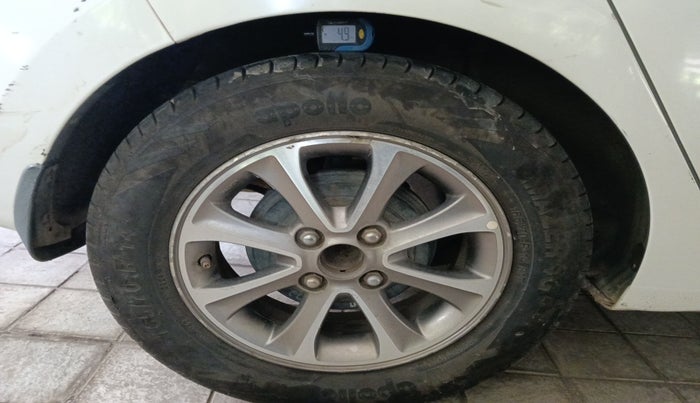2016 Hyundai Grand i10 ASTA (O) AT 1.2 KAPPA VTVT, Petrol, Automatic, 86,196 km, tyre
