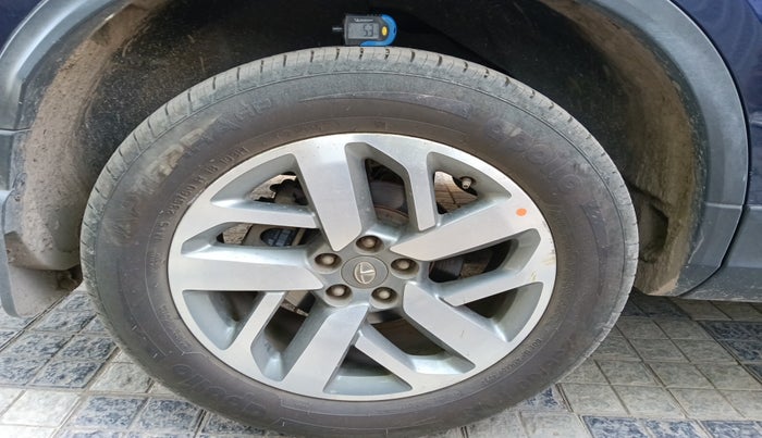 2021 Tata Safari XZA PLUS 6S, Diesel, Automatic, 72,956 km, tyre