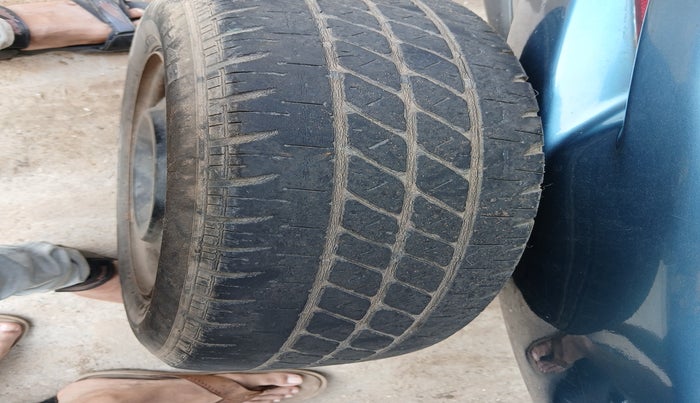 2010 Maruti Ritz VXI, Petrol, Manual, 86,518 km, tyre