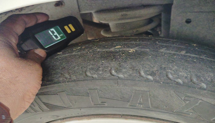 2012 Tata Nano LX, Petrol, Manual, 26,840 km, tyre