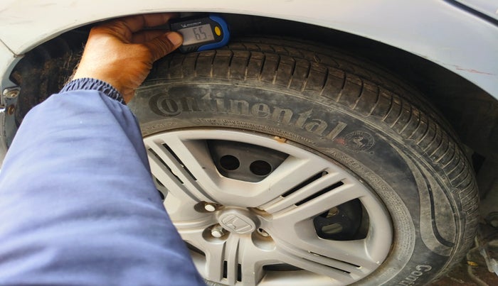 2010 Honda Jazz 1.2L I-VTEC BASE, Petrol, Manual, 40,270 km, tyre