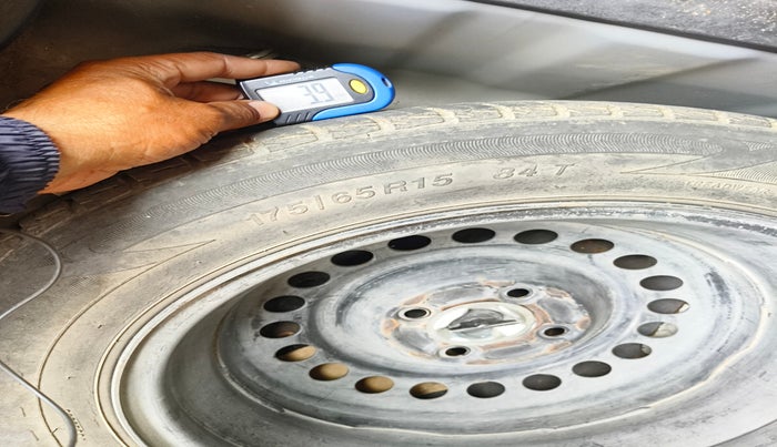 2010 Honda Jazz 1.2L I-VTEC BASE, Petrol, Manual, 40,270 km, tyre