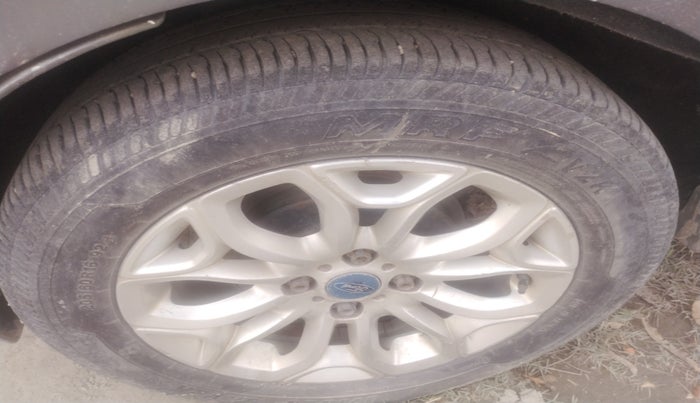 2014 Ford Ecosport TITANIUM 1.5L DIESEL, Diesel, Manual, 70,500 km, tyre