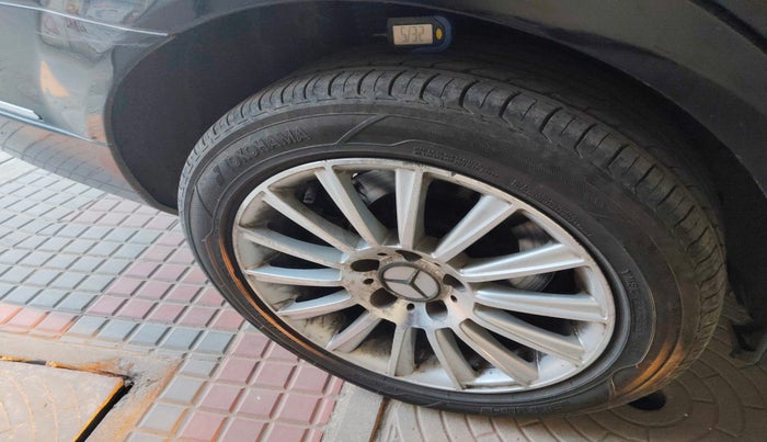 2011 Mercedes Benz C Class 220 BlueEfficiency, Diesel, Automatic, 1,09,880 km, tyre