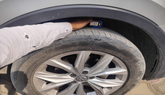 2017 Volkswagen TIGUAN HIGHLINE TDI AT, Diesel, Automatic, 22,154 km, tyre