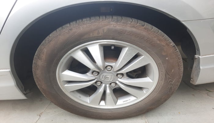 2010 Honda Accord 2.4L I-VTEC AT, Petrol, Automatic, 54,500 km, tyre