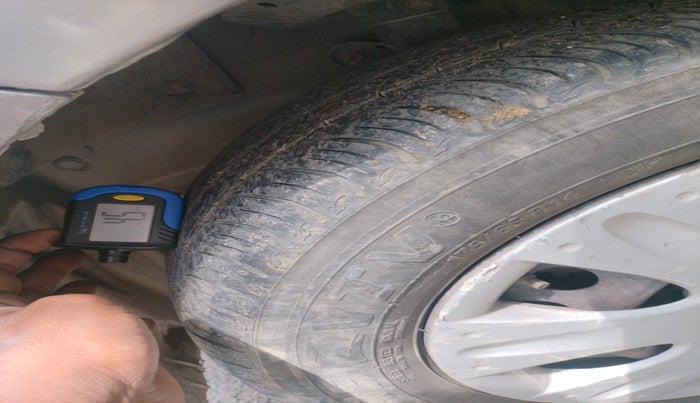 2015 Honda Amaze 1.5L I-DTEC S, Diesel, Manual, 86,898 km, tyre