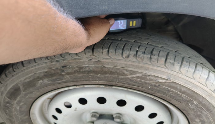 2021 Mahindra XUV300 W4 1.5 DIESEL, Diesel, Manual, 56,032 km, tyre