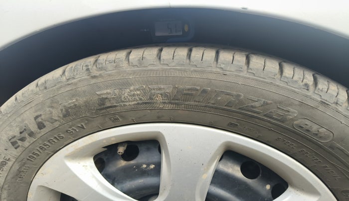 2012 Hyundai Verna FLUIDIC 1.4 CRDI, Diesel, Manual, 1,12,531 km, tyre