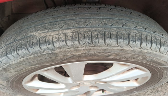 2012 Maruti Swift ZXI, Petrol, Manual, 78,748 km, tyre