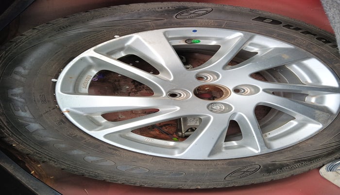 2012 Maruti Swift ZXI, Petrol, Manual, 78,748 km, tyre