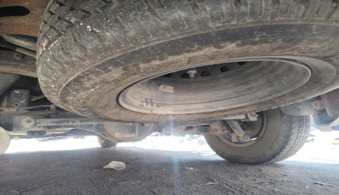 2016 Mahindra Xylo H8 ABS AIRBAG BS IV, Diesel, Manual, 42,365 km, tyre