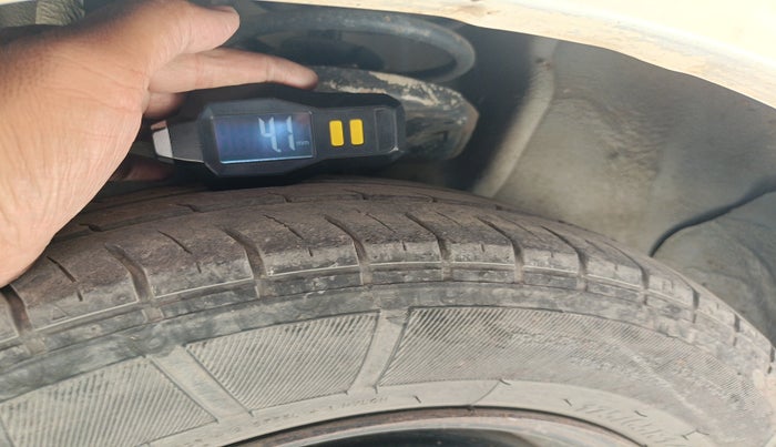 2011 Tata Indigo ECS LX TDI, Diesel, Manual, 1,47,071 km, tyre