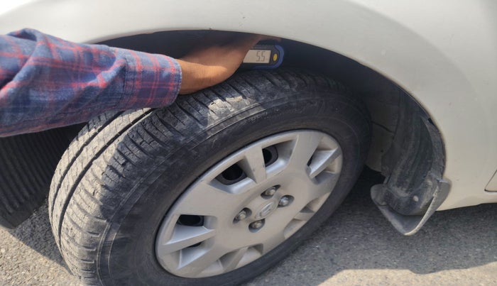 2013 Hyundai i20 MAGNA 1.2, Petrol, Manual, 57,577 km, tyre