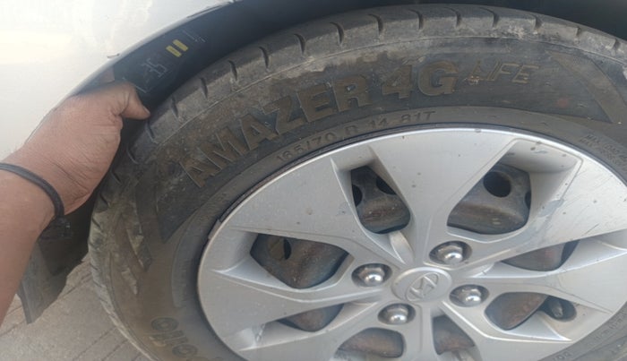 2014 Hyundai Xcent S 1.2, Petrol, Manual, 1,59,156 km, tyre