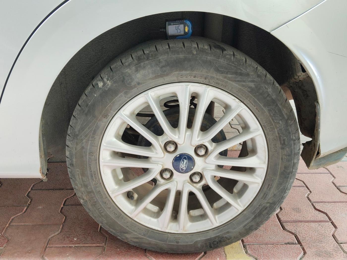 2019 Ford Figo Aspire TITANIUM 1.2 PETROL, Petrol, Manual, 62,241 km, tyre