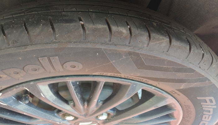 2019 Maruti XL6 ZETA MT, Petrol, Manual, 83,000 km, tyre