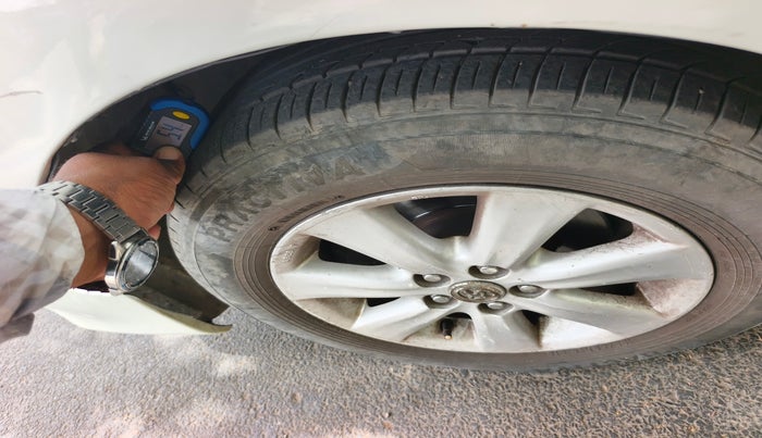 2011 Toyota Corolla Altis G DIESEL, Diesel, Manual, 62,249 km, tyre