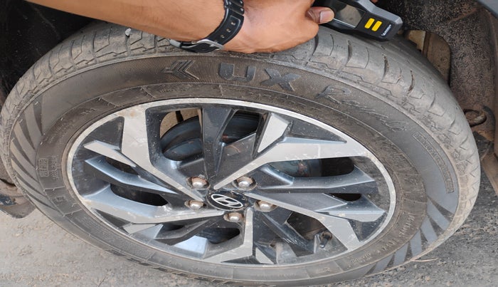 2020 Hyundai Creta S 1.5 DIESEL, Diesel, Manual, 1,34,764 km, tyre