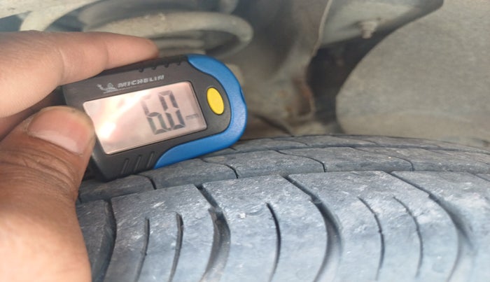 2012 Ford Figo TITANIUM 1.4 DIESEL, Diesel, Manual, 90,915 km, tyre