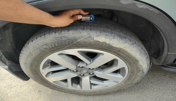 2022 Tata Safari XZ PLUS, Diesel, Manual, 28,513 km, tyre