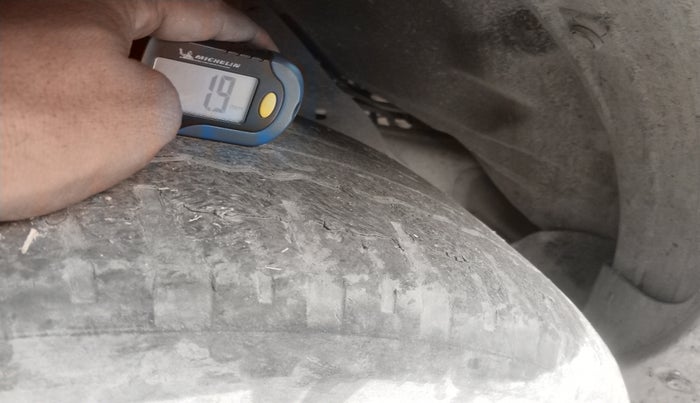 2017 Toyota Fortuner 2.8 4X2 AT, Diesel, Automatic, 93,544 km, tyre