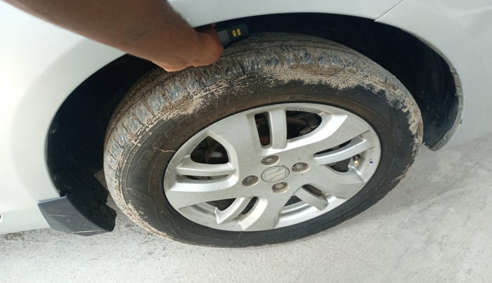 2013 Maruti Swift Dzire ZDI, Diesel, Manual, 1,88,000 km, tyre