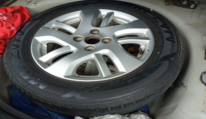 2013 Maruti Swift Dzire ZDI, Diesel, Manual, 1,88,000 km, tyre