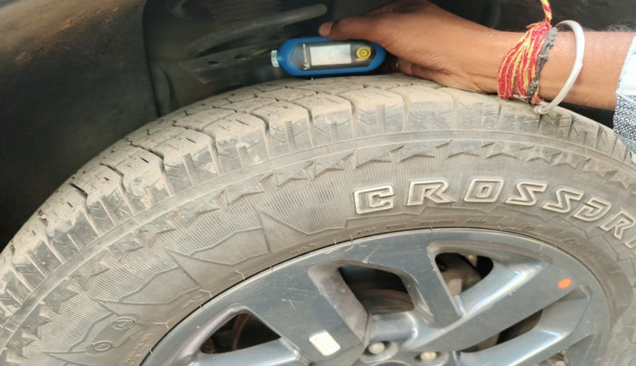 2022 Tata Harrier XT PLUS 2.0L KRYOTEC DARK EDITON, Diesel, Manual, 93,213 km, tyre