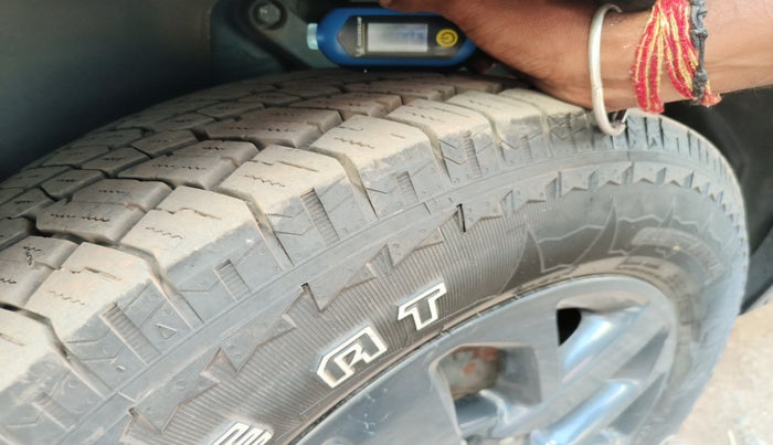 2022 Tata Harrier XT PLUS 2.0L KRYOTEC DARK EDITON, Diesel, Manual, 93,213 km, tyre