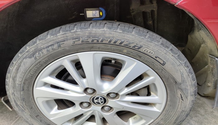 2018 Toyota YARIS V CVT, Petrol, Automatic, 57,236 km, tyre