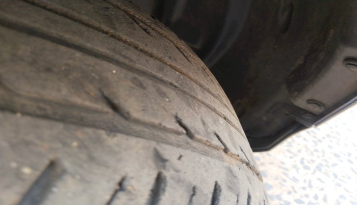 2019 Ford Ecosport TITANIUM 1.0L ECOBOOST SPORTS(SUNROOF), Petrol, Manual, 35,542 km, tyre