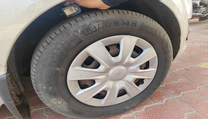 2014 Ford Figo ZXI 1.4 DIESEL, Diesel, Manual, 2,17,271 km, tyre